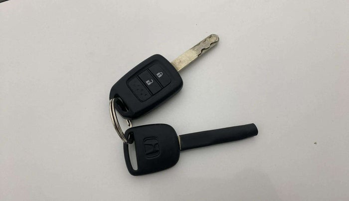 2018 Honda Jazz 1.2L I-VTEC V, Petrol, Manual, 21,324 km, Key Close Up