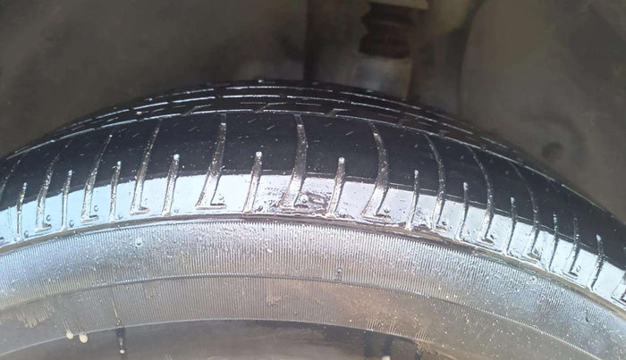 2015 Hyundai Creta SX 1.6 DIESEL, Diesel, Manual, 65,549 km, Left Rear Tyre Tread