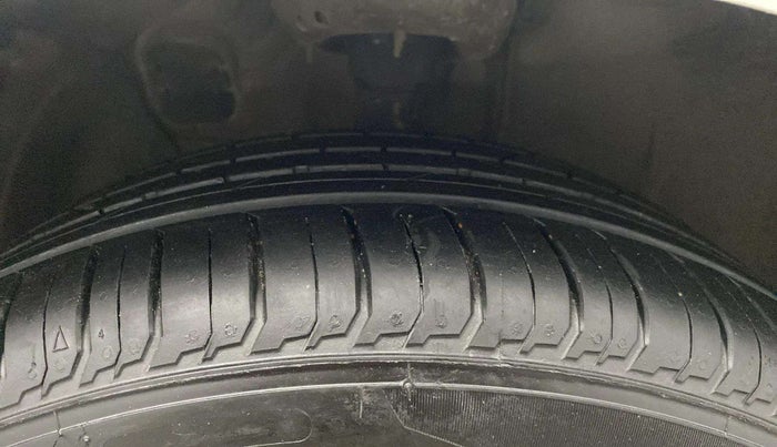 2023 Hyundai NEW I20 ASTA (O) 1.2 MT, Petrol, Manual, 20,340 km, Left Front Tyre Tread