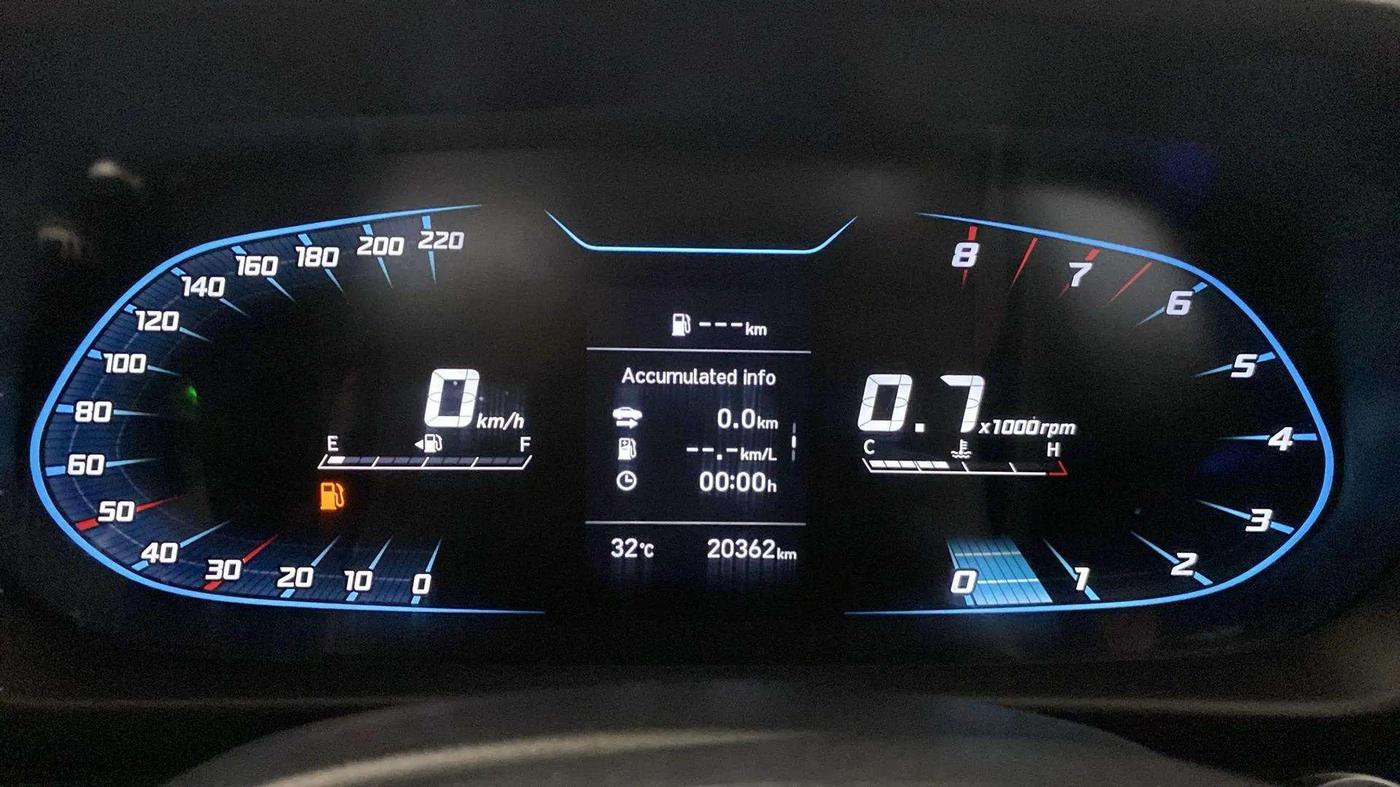 2023 Hyundai NEW I20 ASTA (O) 1.2 MT, Petrol, Manual, 20,340 km, Odometer Image