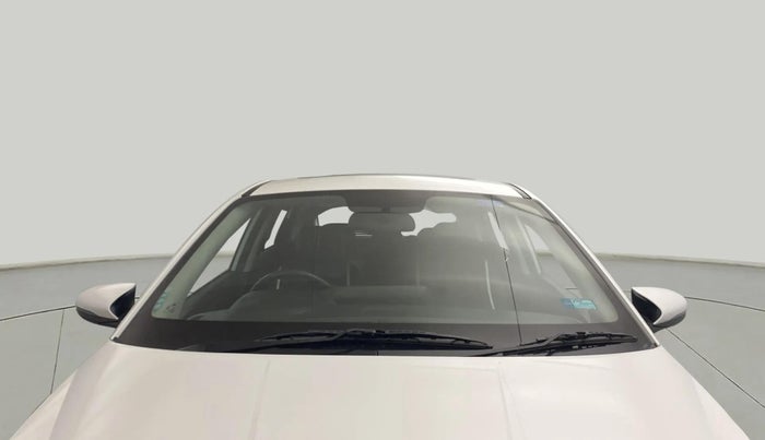2023 Hyundai NEW I20 ASTA (O) 1.2 MT, Petrol, Manual, 20,340 km, Front Windshield