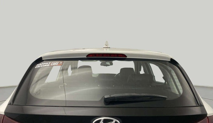 2023 Hyundai NEW I20 ASTA (O) 1.2 MT, Petrol, Manual, 20,340 km, Rear Windshield