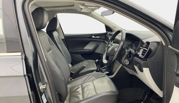 2022 Skoda KUSHAQ STYLE 1.0L TSI MT, Petrol, Manual, 65,423 km, Right Side Front Door Cabin