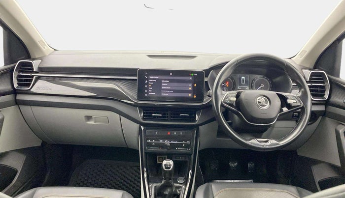 2022 Skoda KUSHAQ STYLE 1.0L TSI MT, Petrol, Manual, 65,423 km, Dashboard