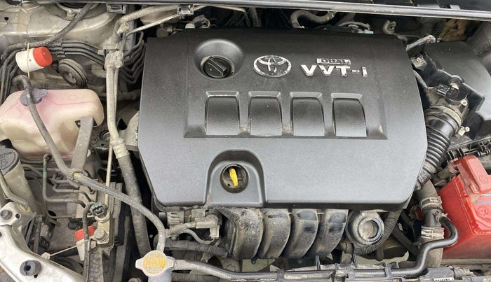 2015 Toyota Corolla Altis VL CVT PETROL, Petrol, Automatic, 55,650 km, Engine View - Right