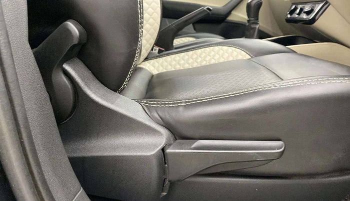 2023 Skoda SLAVIA ACTIVE 1.0L TSI MT, Petrol, Manual, 27,326 km, Driver Side Adjustment Panel