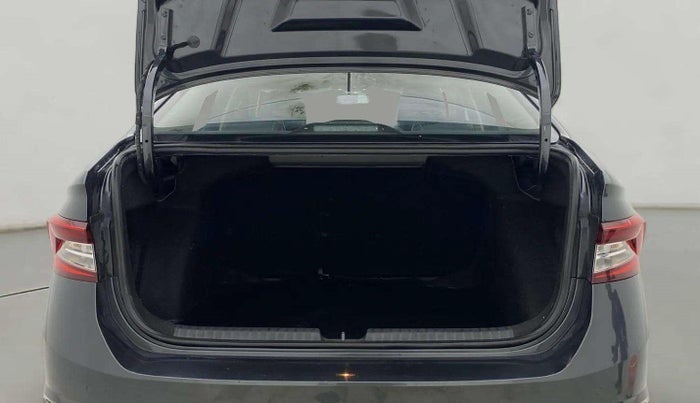 2023 Skoda SLAVIA ACTIVE 1.0L TSI MT, Petrol, Manual, 27,326 km, Boot Open Zoomed View