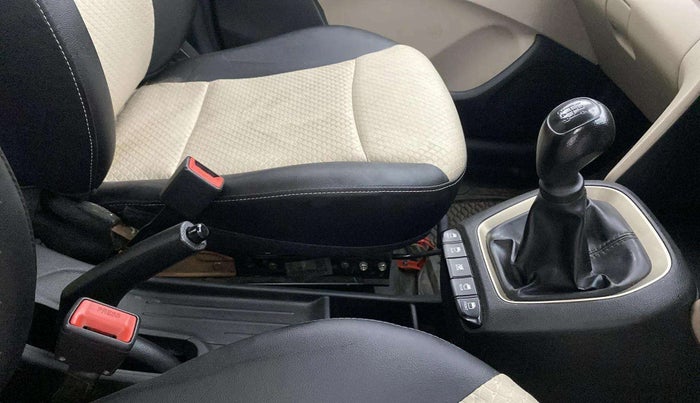2019 Hyundai NEW SANTRO SPORTZ CNG, CNG, Manual, 94,768 km, Gear Lever