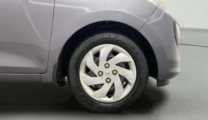2019 Hyundai NEW SANTRO SPORTZ CNG, CNG, Manual, 94,768 km, Right Front Wheel