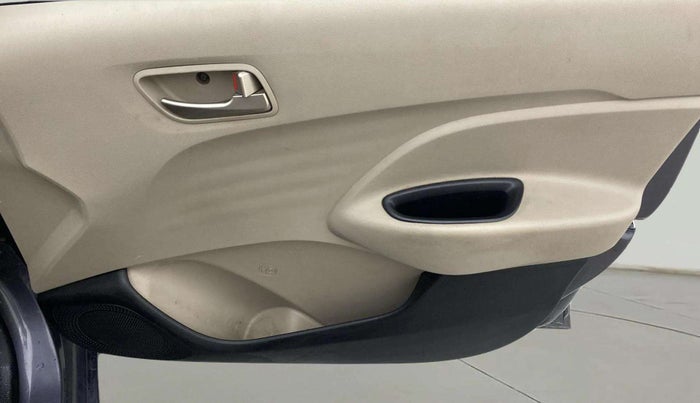 2019 Hyundai NEW SANTRO SPORTZ CNG, CNG, Manual, 94,768 km, Driver Side Door Panels Control