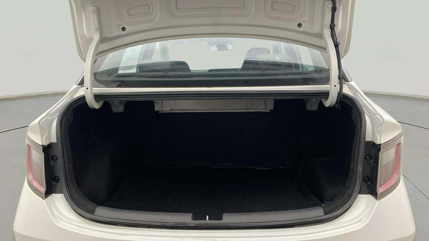 2020 Hyundai AURA SX PLUS 1.2 AMT CRDI, Diesel, Automatic, 55,887 km, Boot Inside