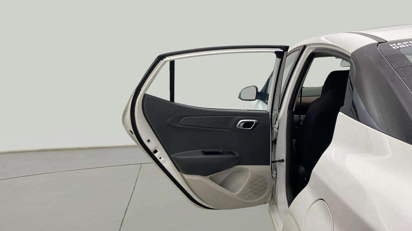 2020 Hyundai AURA SX PLUS 1.2 AMT CRDI, Diesel, Automatic, 55,887 km, LHS Rear Door