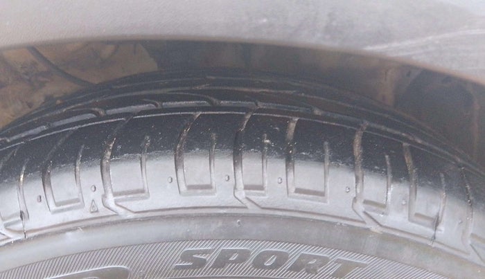 2019 Hyundai Creta SX 1.6 DIESEL DUAL TONE, Diesel, Manual, 52,297 km, Right Front Tyre Tread