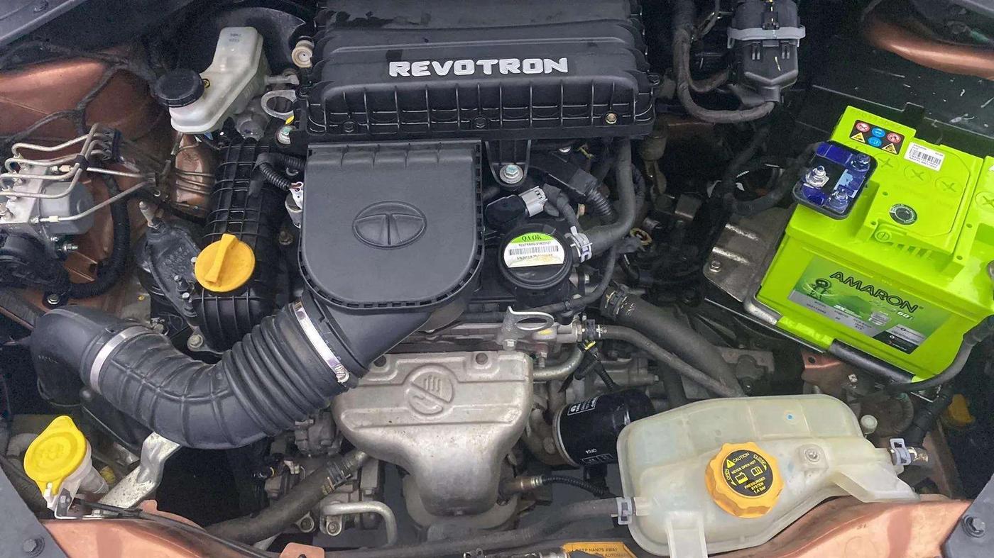 2017 Tata TIGOR XZ PETROL, Petrol, Manual, 44,664 km, Open Bonet