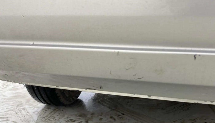 2017 Volkswagen Vento HIGHLINE DIESEL 1.5, Diesel, Manual, 1,21,617 km, Rear bumper - Minor scratches
