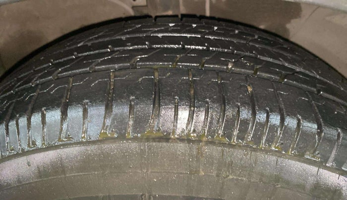 2018 Hyundai Creta E PLUS 1.6 PETROL, Petrol, Manual, 58,415 km, Right Front Tyre Tread