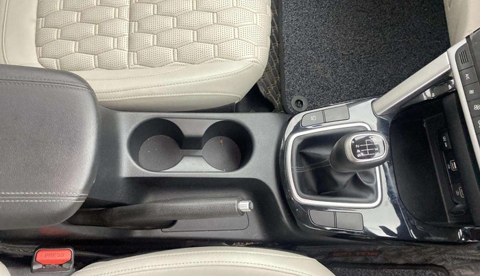 2021 KIA SELTOS HTX 1.5 PETROL, Petrol, Manual, 18,829 km, Gear Lever
