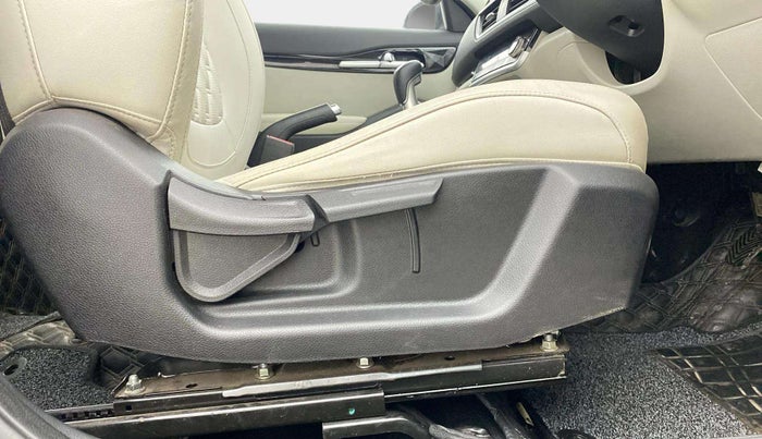 2021 KIA SELTOS HTX 1.5 PETROL, Petrol, Manual, 18,829 km, Driver Side Adjustment Panel