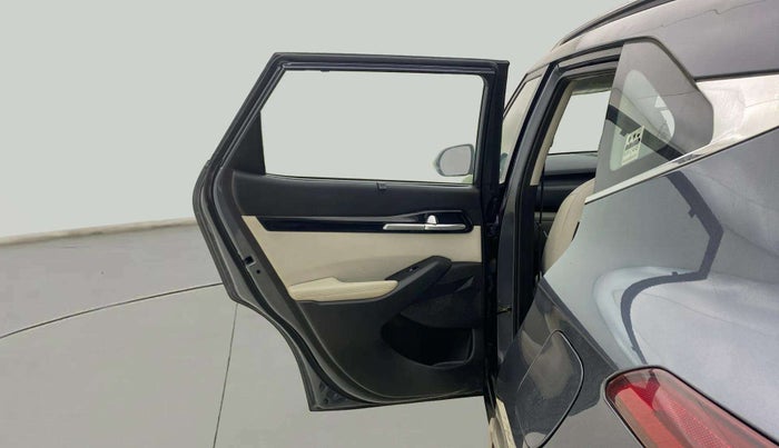 2021 KIA SELTOS HTX 1.5 PETROL, Petrol, Manual, 18,829 km, LHS Rear Door