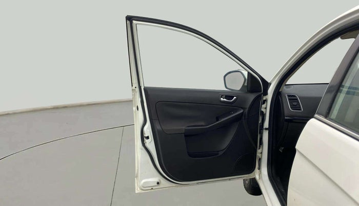 2015 Tata Bolt XT REVOTRON, Petrol, Manual, 17,262 km, LHS Front Door