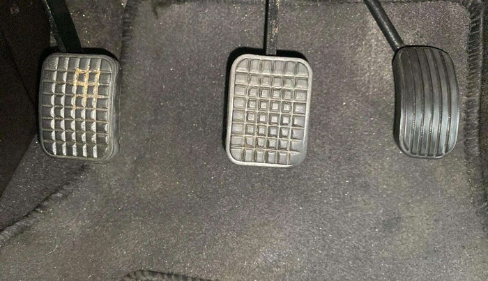 2015 Tata Bolt XT REVOTRON, Petrol, Manual, 17,262 km, Pedals