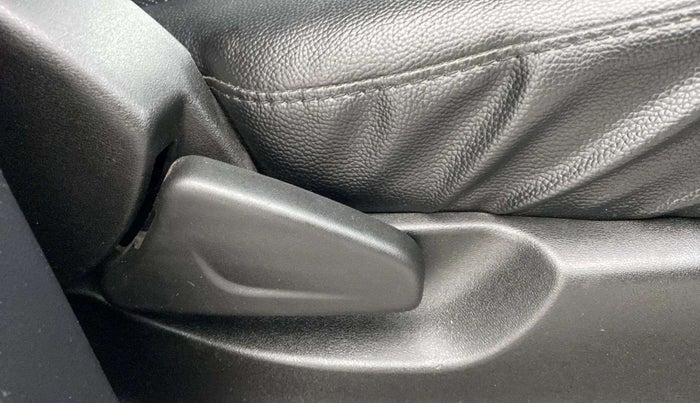 2021 Datsun Redi Go T(O), Petrol, Manual, 25,746 km, Driver Side Adjustment Panel