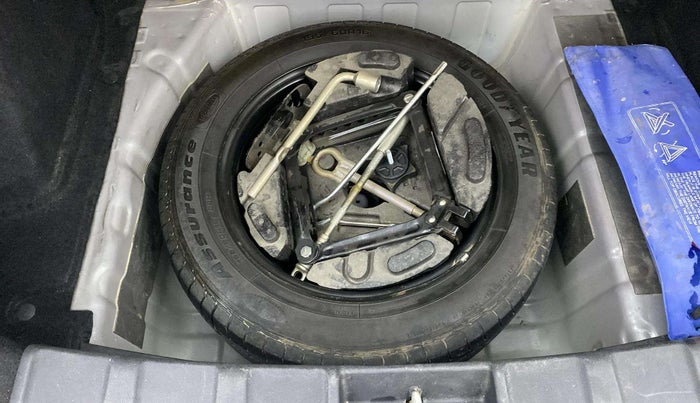 2019 Tata NEXON XM PETROL, Petrol, Manual, 34,308 km, Spare Tyre