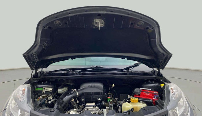 2019 Tata NEXON XM PETROL, Petrol, Manual, 34,308 km, Open Bonet