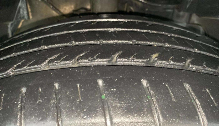 2019 Tata NEXON XM PETROL, Petrol, Manual, 34,308 km, Right Front Tyre Tread