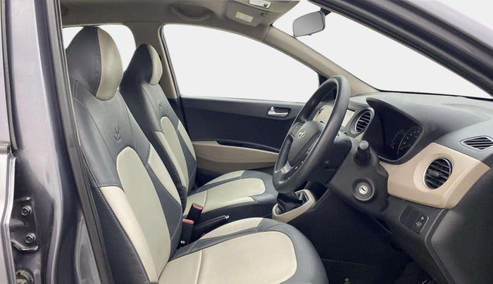 2017 Hyundai Grand i10 SPORTZ 1.2 KAPPA VTVT, Petrol, Manual, 20,411 km, Right Side Front Door Cabin