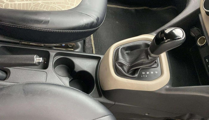 2018 Hyundai Grand i10 SPORTZ AT 1.2 KAPPA VTVT, Petrol, Automatic, 51,994 km, Gear Lever