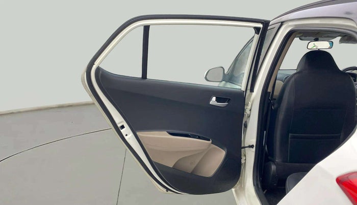 2018 Hyundai Grand i10 SPORTZ AT 1.2 KAPPA VTVT, Petrol, Automatic, 51,994 km, LHS Rear Door
