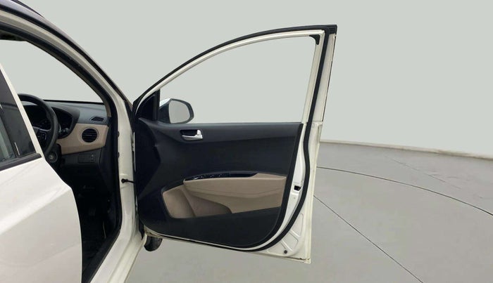 2018 Hyundai Grand i10 SPORTZ AT 1.2 KAPPA VTVT, Petrol, Automatic, 51,994 km, RHS Front Door