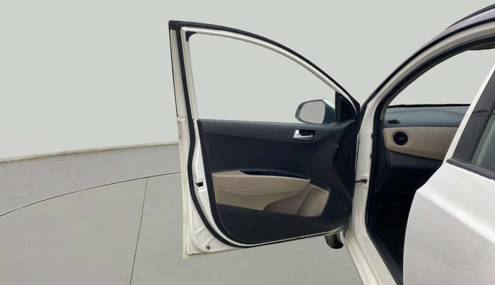 2018 Hyundai Grand i10 SPORTZ AT 1.2 KAPPA VTVT, Petrol, Automatic, 51,994 km, LHS Front Door