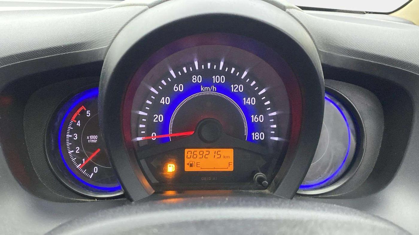 2015 Honda Mobilio 1.5L I-DTEC V, Diesel, Manual, 69,392 km, Odometer Image