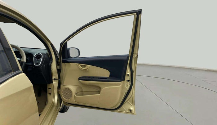 2015 Honda Mobilio 1.5L I-DTEC V, Diesel, Manual, 69,218 km, RHS Front Door