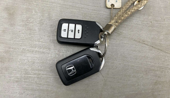 2019 Honda City 1.5L I-VTEC VX, Petrol, Manual, 37,598 km, Key Close Up