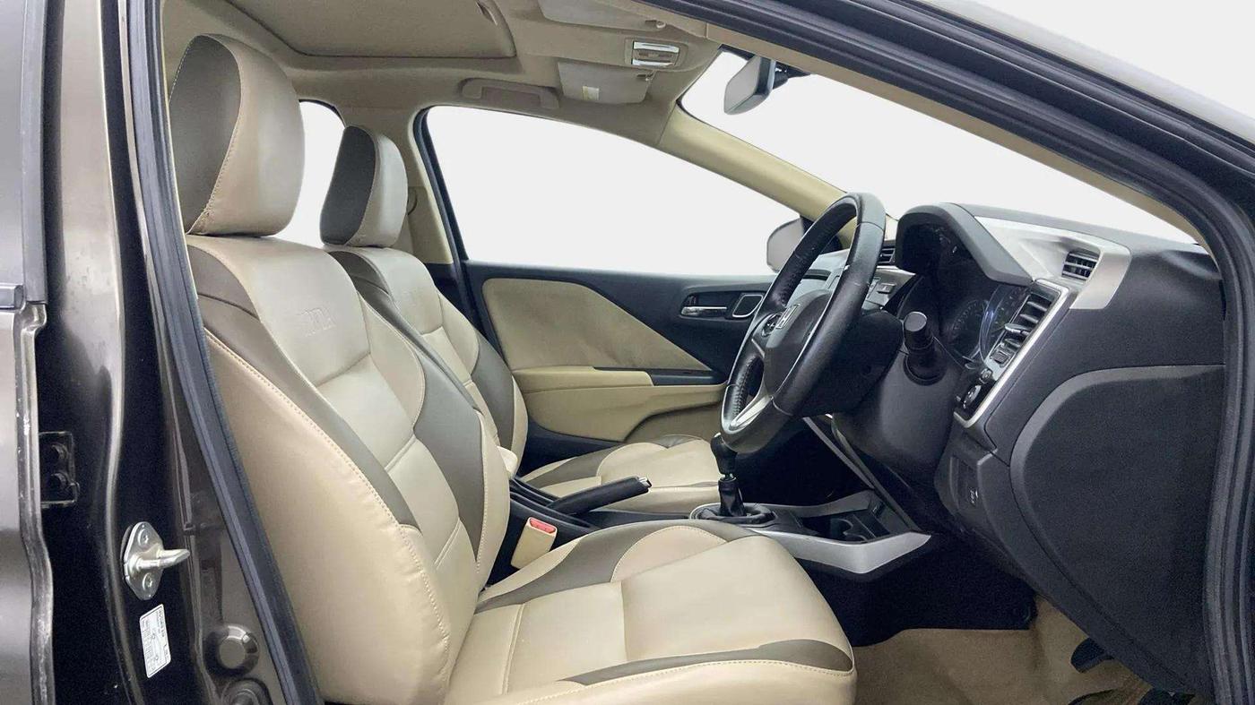 2019 Honda City 1.5L I-VTEC VX, Petrol, Manual, 37,934 km, Right Side Front Door Cabin