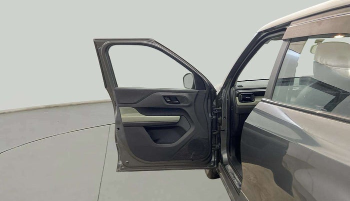 2023 Tata PUNCH ADVENTURE AMT, Petrol, Automatic, 33,870 km, LHS Front Door