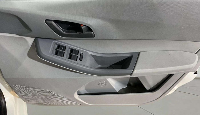 2024 Tata TIGOR XM PETROL, Petrol, Manual, 2,965 km, Driver Side Door Panels Control