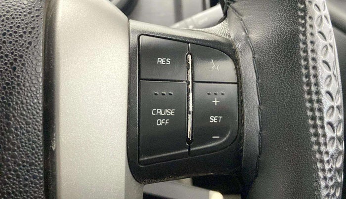 2018 Mahindra XUV500 W6, Diesel, Manual, 20,942 km, Adaptive Cruise Control