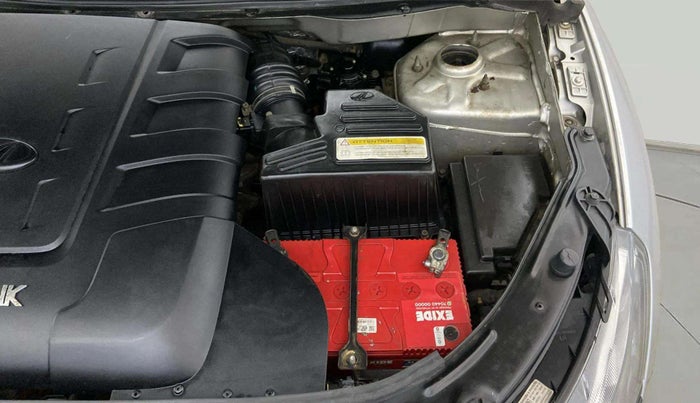 2018 Mahindra XUV500 W6, Diesel, Manual, 20,942 km, Engine View - Left