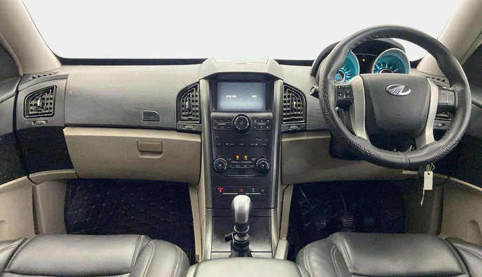 2018 Mahindra XUV500 W6, Diesel, Manual, 20,942 km, Dashboard