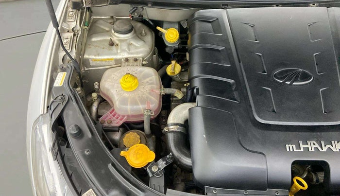 2018 Mahindra XUV500 W6, Diesel, Manual, 20,942 km, Engine View - Right
