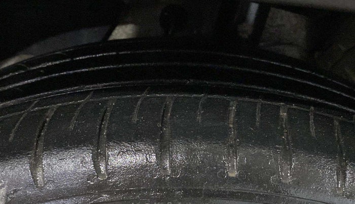 2021 MG HECTOR SHARP 1.5 DCT PETROL, Petrol, Automatic, 96,289 km, Left Front Tyre Tread