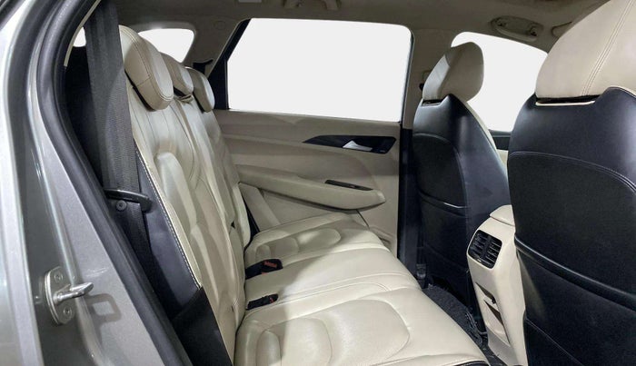 2021 MG HECTOR SHARP 1.5 DCT PETROL, Petrol, Automatic, 96,289 km, Right Side Rear Door Cabin