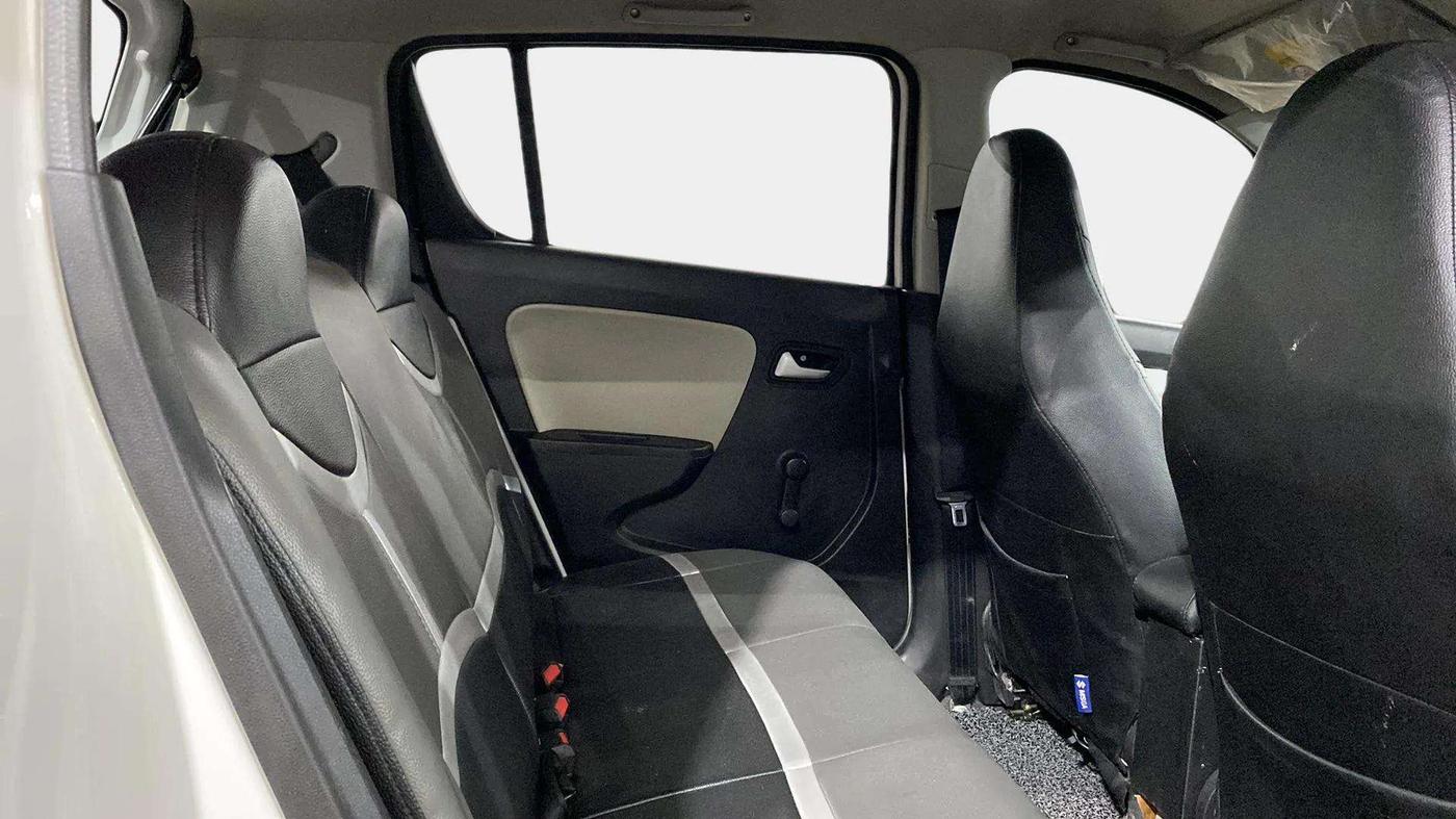 2022 Maruti Alto LXI O, Petrol, Manual, 35,771 km, Right Side Rear Door Cabin
