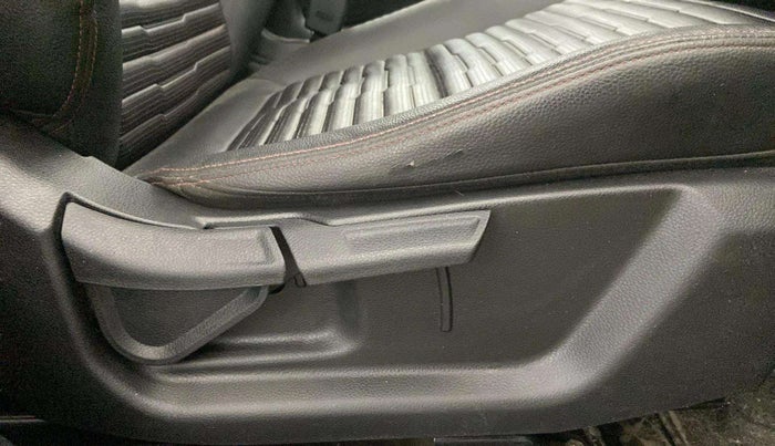 2020 KIA SONET GTX PLUS 1.0 IMT, Petrol, Manual, 76,690 km, Driver Side Adjustment Panel