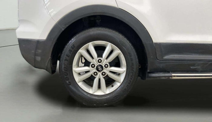 2016 Hyundai Creta SX PLUS 1.6 PETROL, Petrol, Manual, 61,362 km, Right Rear Wheel