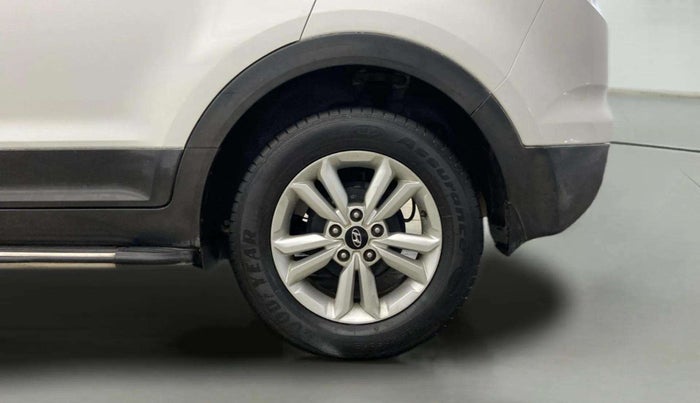 2016 Hyundai Creta SX PLUS 1.6 PETROL, Petrol, Manual, 61,362 km, Left Rear Wheel